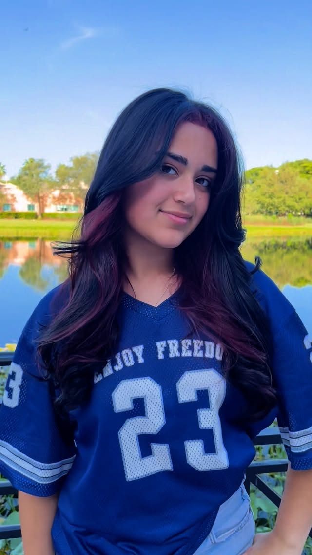 AleJr Salon hairstyle gallery image 8