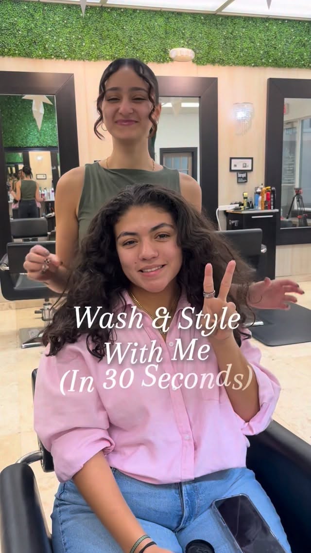 AleJr Salon hairstyle gallery image 28